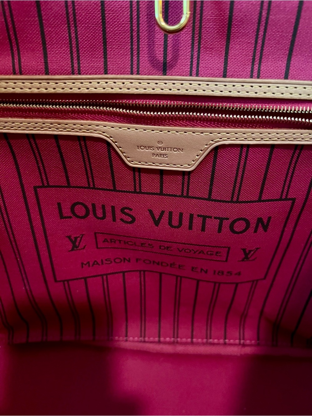 LOUIS VUITTON Neverfull MM Tote Bag Purse Monogram MSRP $2,170 Cherry Interior - Picture 7 of 17